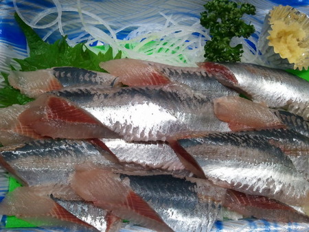 首折れイワシ刺身完売♪