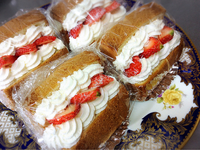 今日のお買い得ケーキ‼️ 2017/12/10 12:36:42