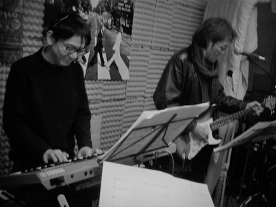 エレキ一発　初回練習