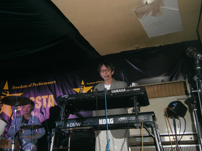 ワールドカップ便乗ライブ