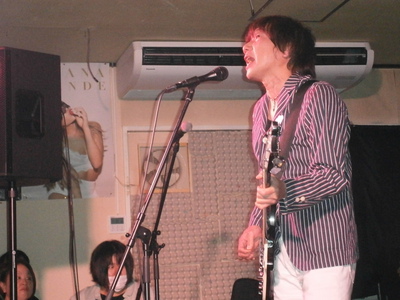 ワールドカップ便乗ライブ