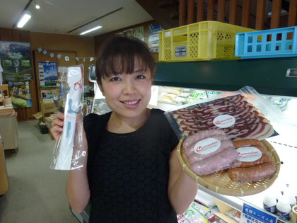 キュルノンチェのソーセージ入荷!!