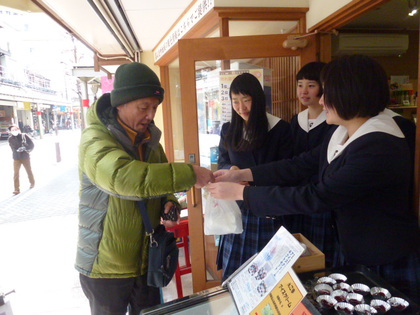 飛騨高山高校生徒さんによる店頭販売②☆