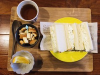 「たまごかけご飯専門店・玉一」さんの白いたまごサンド
