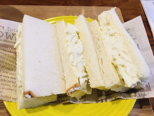 白いたまごサンドイッチ