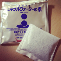 サンゴからできたミネラル水