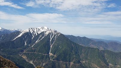 大地を歩こう 鋸岳 第１高点へ ２日目後半