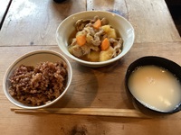 むろやの肉じゃが 2024/08/15 07:02:43