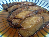 おススメ惣菜！『石川県産天然ぶりの照り焼き』＆『小松菜と厚揚げのナムル』☆彡