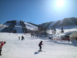 ほおのき平スキー場　おとくなセットきっぷでスキーをエンジョイ！