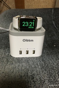 アップルウォッチ　充電台 2016/07/22 23:29:05