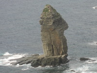 立神岩