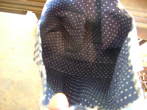 お気に入りイス♪と、かわいいお客様