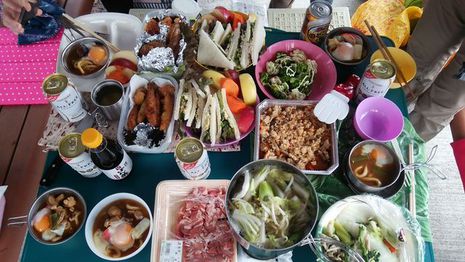 山友達と持ち寄りランチ会
