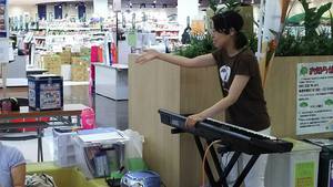 エブリ東山店「わらぼぼ」で音脳リトミック♪