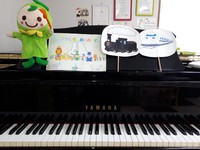 【2歳体験レッスン】鍵盤の「白」と「黒」を理解する♪ 2020/12/13 18:09:17