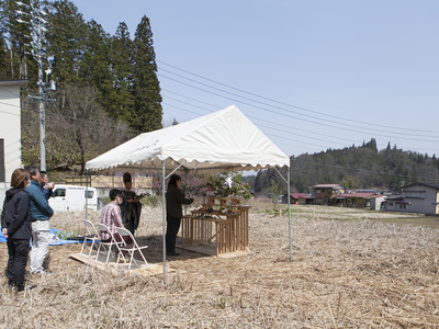青空の中、地鎮祭を行いました！
