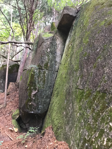 恵那　笠置山の巨石めぐり　その２