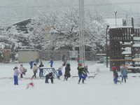子どもは風の子　雪の子　元気な子 2020/12/16 12:26:27