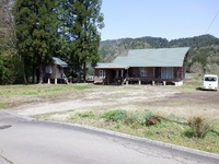 丹生川町細越売別荘 2021/05/31 13:53:56