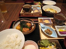 お昼ご飯～♪