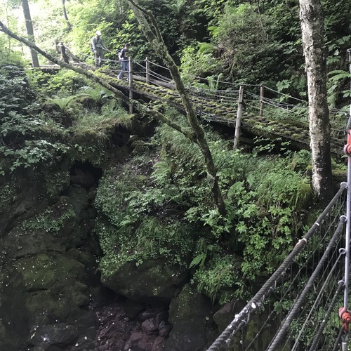 乗鞍山麓 五色ヶ原の森ショートコース 大迫力の布引滝 横手滝 ひだっちブログ運営スタッフ