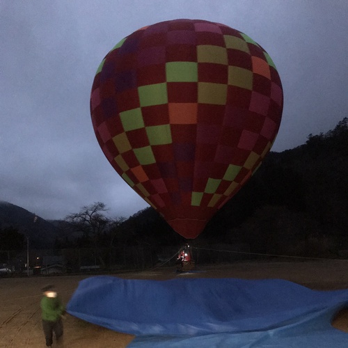 夜の熱気球