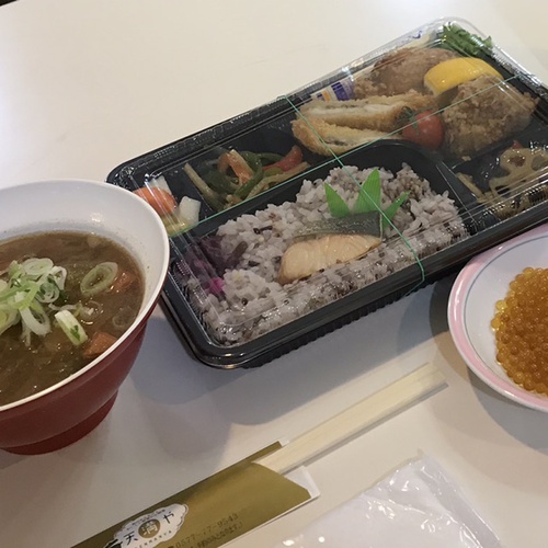 猪鍋とお弁当