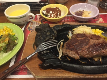 初めてのブロンコビリー♪