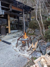 篝費(かかりひ)・・・夜ではなく、日中に温もりをとり国際交流予定31日に　　2023.12.28 2023/12/28 16:15:42