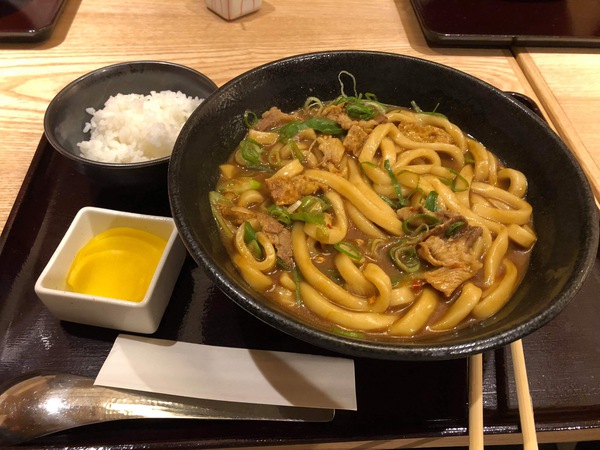 お昼はカレーうどん  ＠名古屋  美味し！