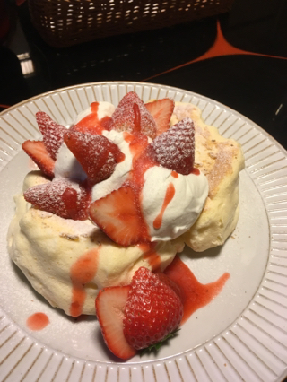 飛騨高山 国分寺通りの和菓子屋 稲豊園 布久庵のパンケーキ