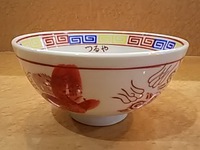 外のどんぶり達は春まで片付けます(店の中にあります） 2021/12/17 18:55:25