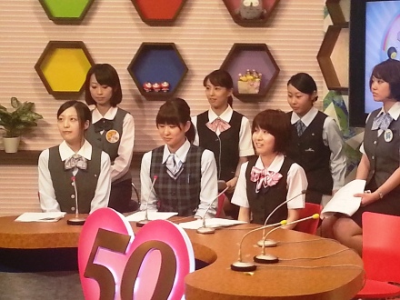 テレビの裏側