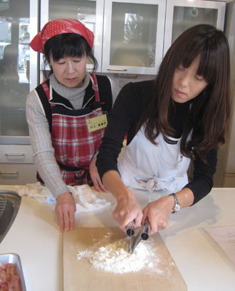 手作りパン・お菓子教室　11月5日　開催報告