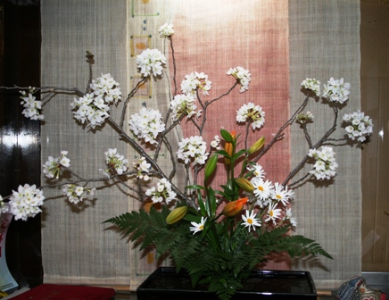 桜花を生けて