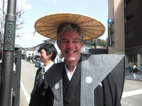 スイス人裃で祭り行列