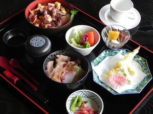 ✨魚祭今週のランチ　(^_-)-☆　2/12～2/16✨