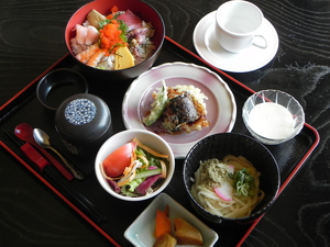 ✨✨ぎょさい　前半ランチ　!(^^)!　4/1～4/3✨✨
