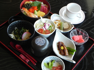 ✨ぎょさい前半ランチ　!(^^)!　8/26～8/28✨