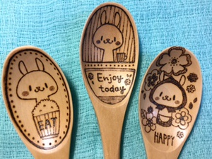 ▲シホハンコ　可愛い木製品　▲