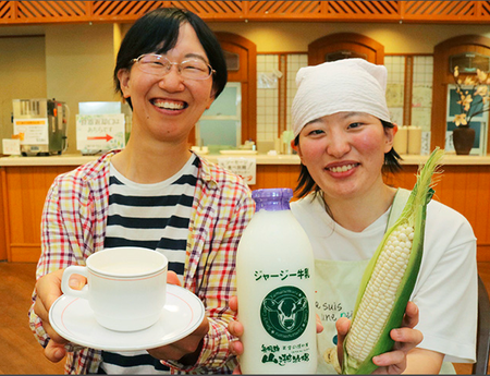 ホワイト冷製スープは山之村牧場の牛乳とコーンだけ！