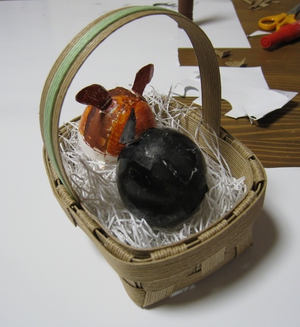 寺子屋かんかこかん「クラフトテープと卵の殻で小物作り」を開催しました