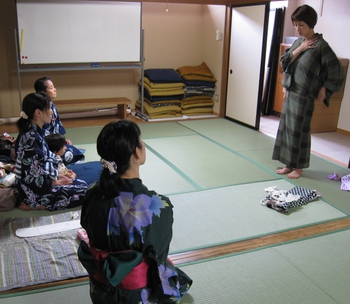 「今年の夏は　親子で浴衣を着よう！」講座第2回を開催しました