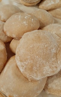 シリアのぱんで朝ごはん(*´ω｀)