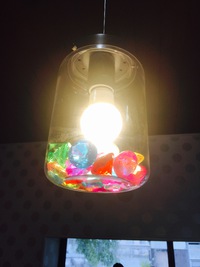 ガラスのペンダントライト付けました。 2018/05/14 22:19:53