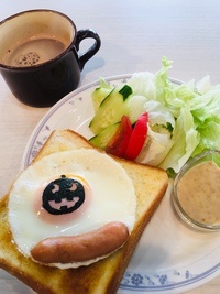 本日も営業してます！ワンコインランチいかがですか！ 2019/09/25 09:51:27